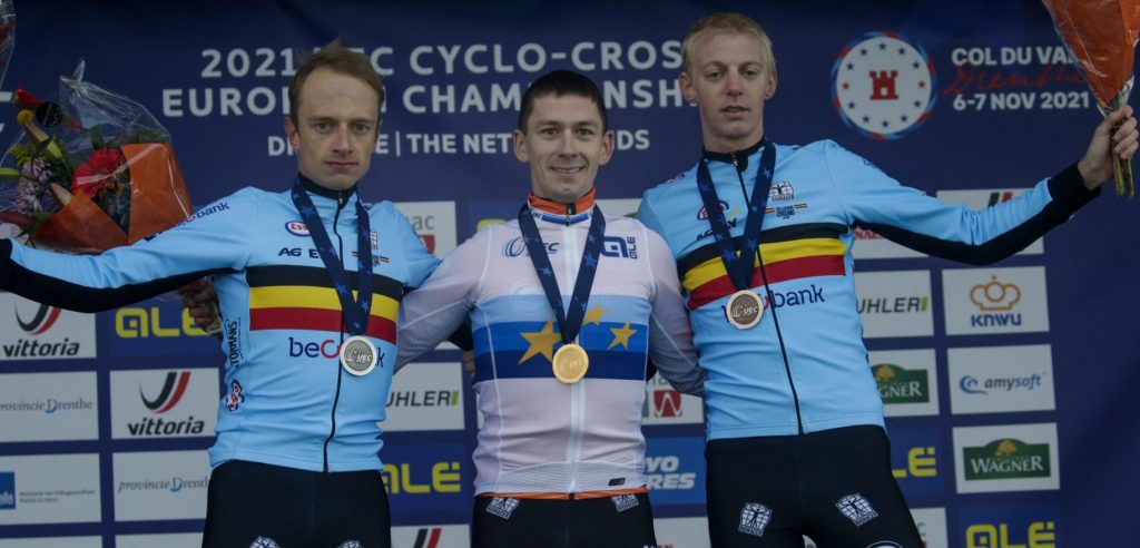 Van der Haar showt Europese sterrentrui, Barnabas Vas wint in Niel