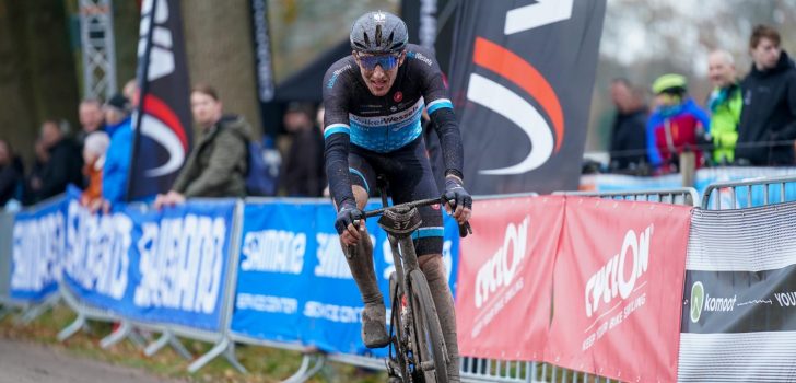 Daan van Sintmaartensdijk wint Strandrace De Panne, Yves Lampaert derde