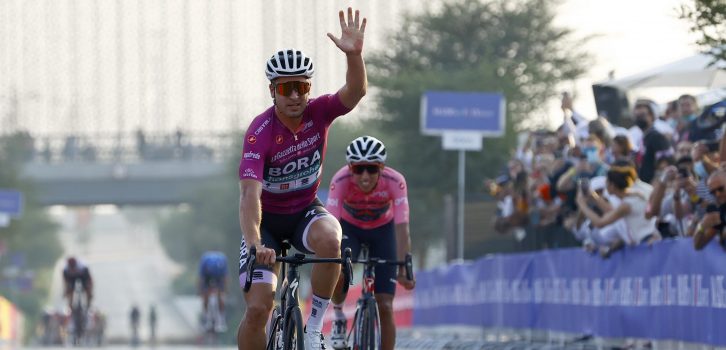 Peter Sagan verslaat Egan Bernal in eerste Giro d’Italia Criterium in Dubai