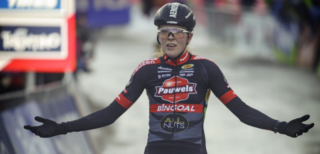 Fem van Empel wint na spannende finale: “Ik vreesde nog voor het podium”