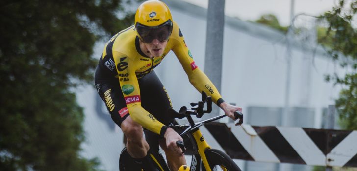 Rohan Dennis bezorgt Jumbo-Visma eerste zege met Australische titel tijdrijden