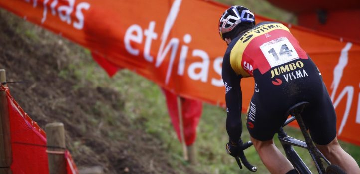 Wout van Aert stelt nieuwe Cervélo-crossfiets voor