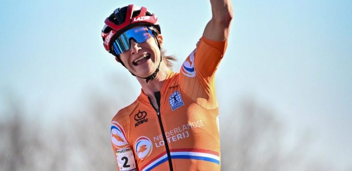 WK veldrijden: Marianne Vos pakt haar achtste wereldtitel na duel met Brand