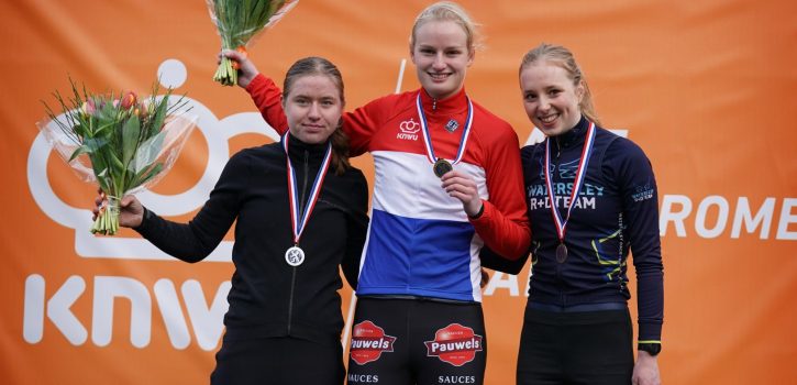 Leonie Bentveld Nederlands kampioene veldrijden bij juniores