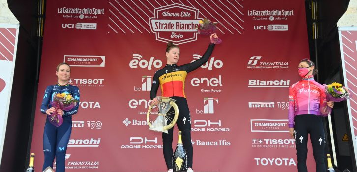 Lotte Kopecky na winst in Strade Bianche: “Moest vooraan zitten in laatste bocht”
