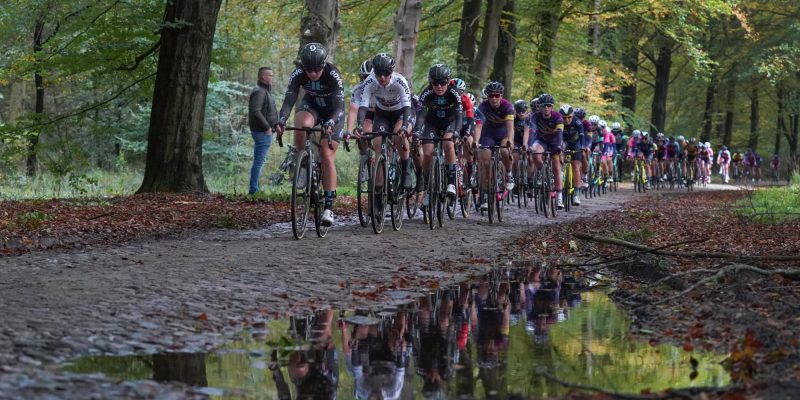 Ronde van Drenthe is een beruchte en geliefde afspraak voor het vrouwenpeloton