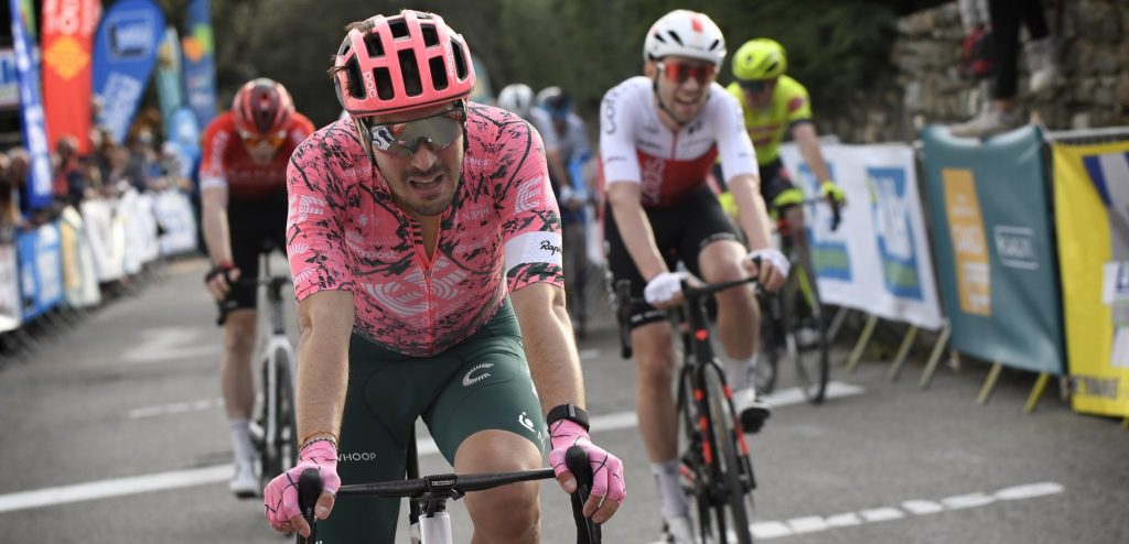 Alberto Bettiol vanwege kniepijn niet in Dwars door Vlaanderen