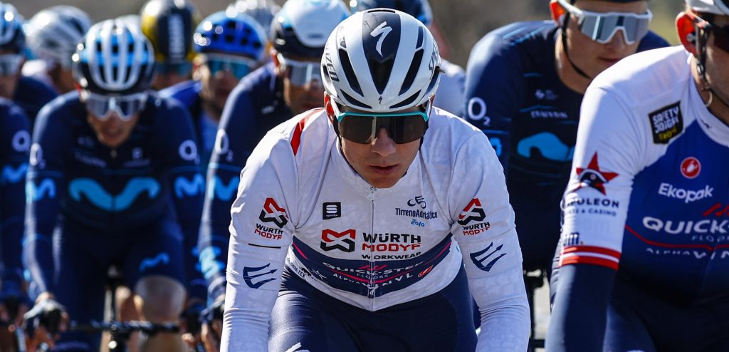 Evenepoel vierde in Tirreno-Adriatico: “Ik merk dat ik wat punch tekort kom”
