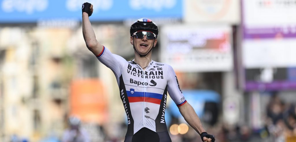 Matej Mohoric wint Milaan-San Remo na aanval in afdaling Poggio, Van der Poel derde