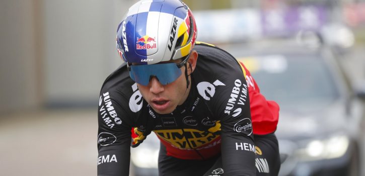 Wout van Aert gaat van start in Parijs-Roubaix