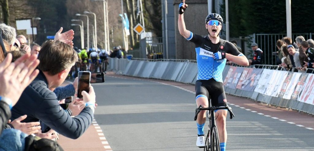 Knappe solo brengt Maikel Zijlaard de zege in Dorpenomloop Rucphen