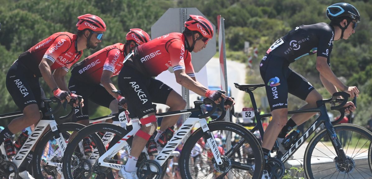 Promotie-degradatie: Arkéa wipt over Team DSM op ranking, spanning stijgt onderin