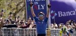 Damiano Caruso klopt Vincenzo Nibali en Domenico Pozzovivo op Sicilië