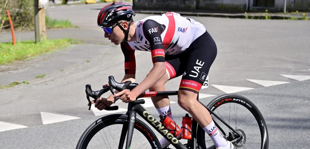 Tadej Pogacar test meteen de benen richting Tour: “Mooi spektakel”