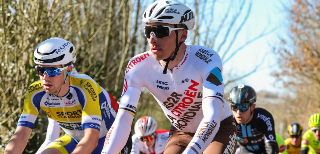 Oliver Naesen breit Le Samyn aan openingsweekend: “Liever koersen dan trainen”