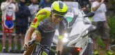 Ritwinst Jan Hirt ondanks schakelproblemen en kramp: “Gestreden tot de finish”