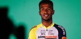 Aike Visbeek over eventuele Tourdeelname Biniam Girmay: “De rust bewaren”