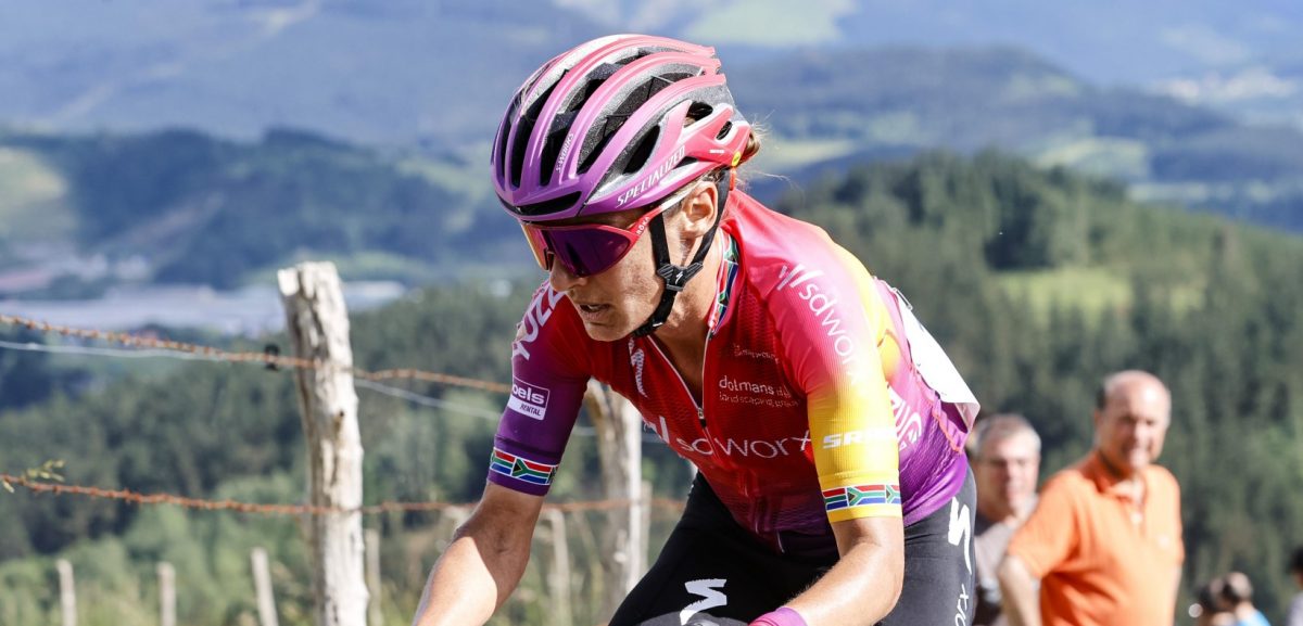 Ashleigh Moolman-Pasio plakt er bij AG Insurance-NXTG een jaar aan vast