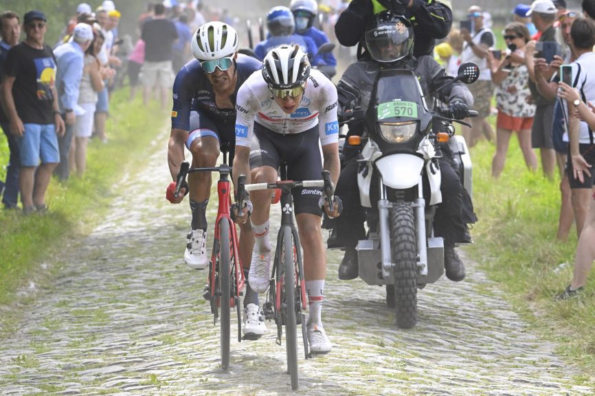 Eerste deelname aan Parijs-Roubaix? Tadej Pogacar verkent Bos van Wallers