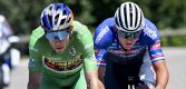 Wout van Aert klopt Mathieu van der Poel in Herentals, Dylan van Baarle juicht in Wateringen