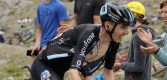 Romain Bardet beperkt schade op Alpe d’Huez: “Kreeg zonnesteek op slotklim”