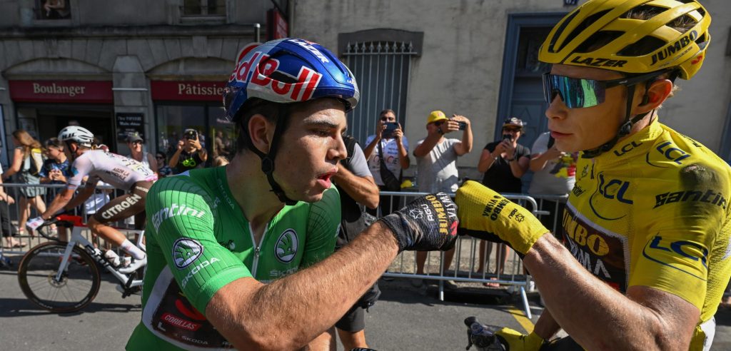 Wout van Aert na incidentrijke dag en tweede plaats: “Rustdag zullen we nodig hebben”