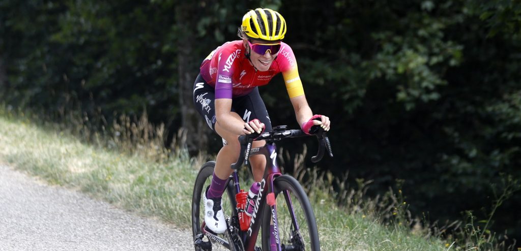 Demi Vollering tweede achter Annemiek van Vleuten: “Dit was alles wat erin zat”
