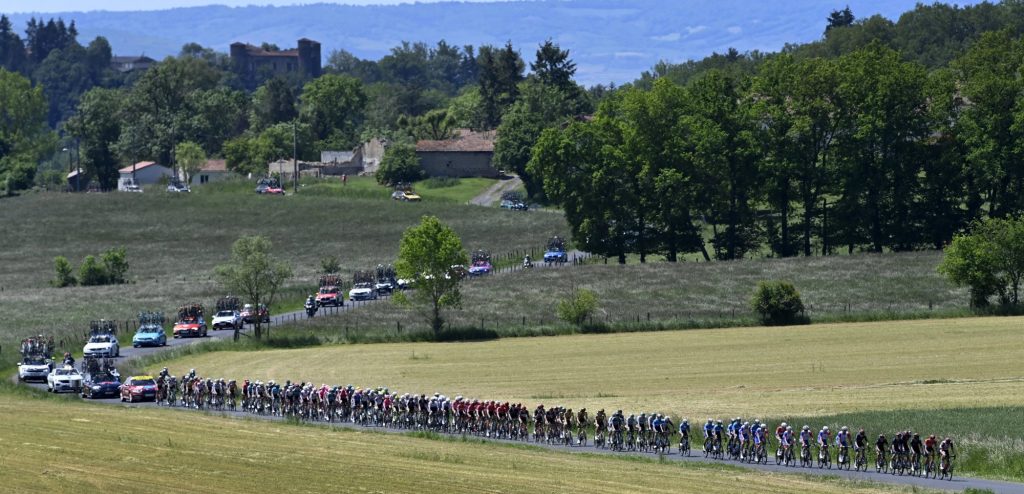 Volg hier de zesde etappe van de Tour de lAvenir 2022