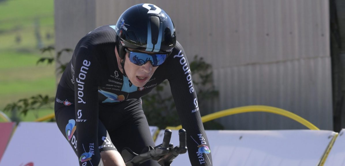 Arensman snelt in tijdrit Ronde van Polen naar eerste profzege, Hayter nieuwe leider