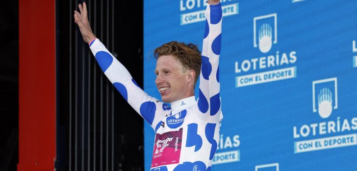 Julius van den Berg in wachtkamer bij EF Education-EasyPost voor 2024