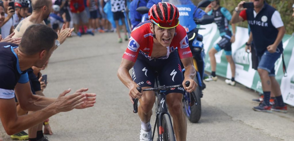 Remco Evenepoel blij met tijdwinst: “Ik had de benen om volle bak te gaan”