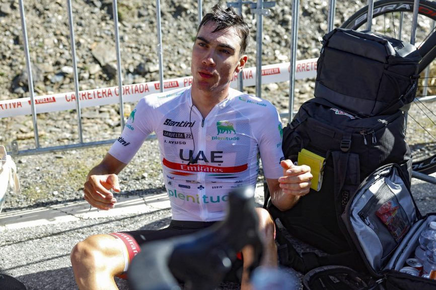 Juan Ayuso stijgt positie in klassement Vuelta: “Ben ploeg dankbaar”