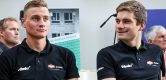 Publiek in Langkawi stond rijendik voor bus Alpecin voor… David van der Poel