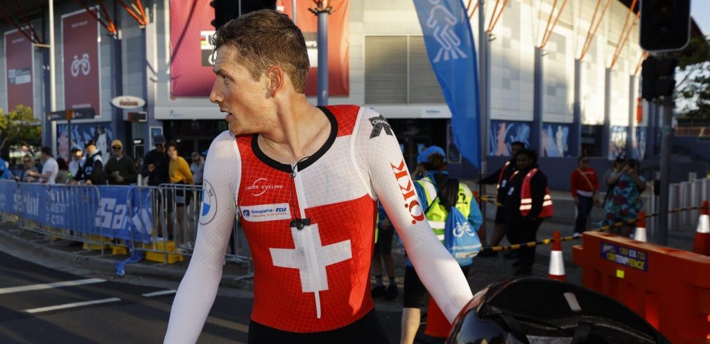 Toch geen eerste wereldtitel voor Stefan Küng: “Dit doet pijn”