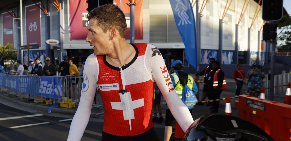 Toch geen eerste wereldtitel voor Stefan Küng: “Dit doet pijn”