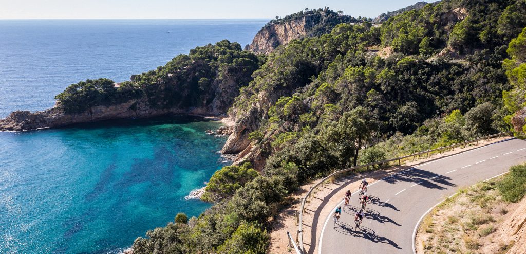 Ontdek de schoonheid van Girona: Fietsparadijs voor profs en amateurs