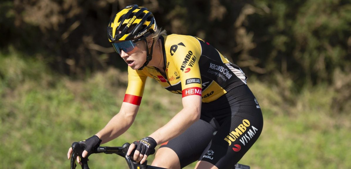 Carlijn Achtereekte blijft een jaar langer bij Jumbo-Visma