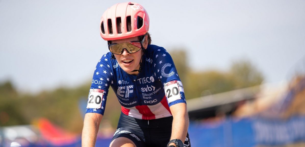 Clara Honsinger blikvanger in klein Team USA voor WK veldrijden 2023