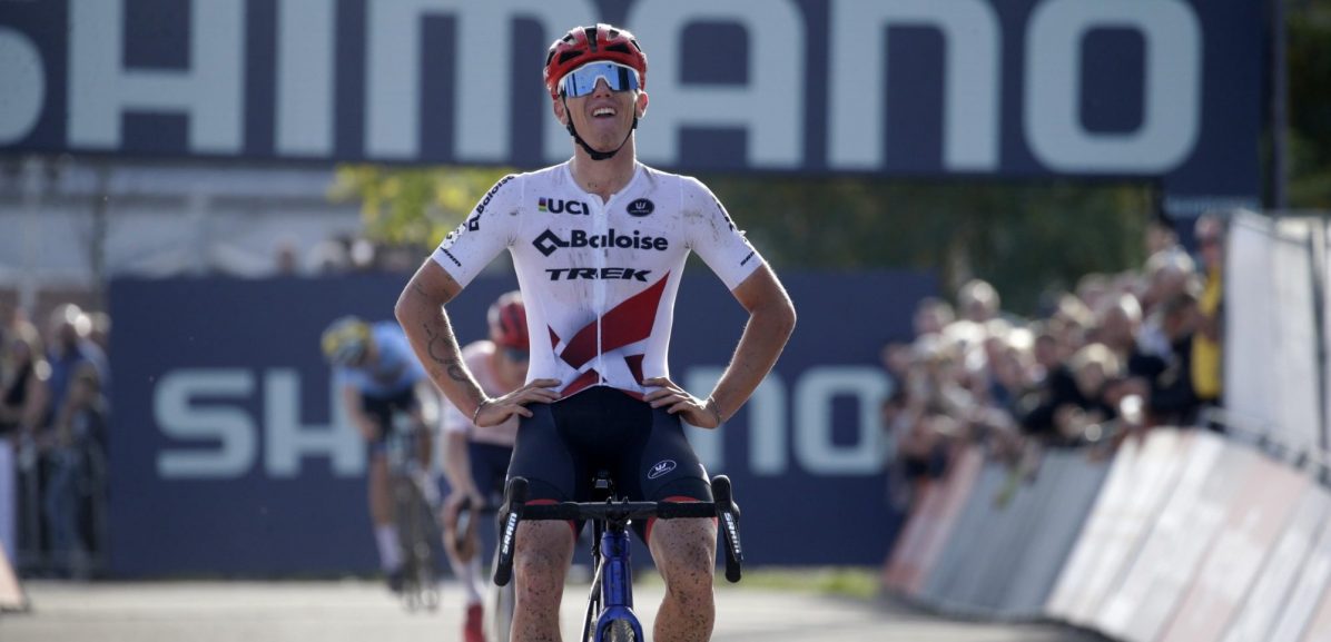 Thibau Nys klopt Ronhaar na spannend duel in U23-Wereldbeker Maasmechelen