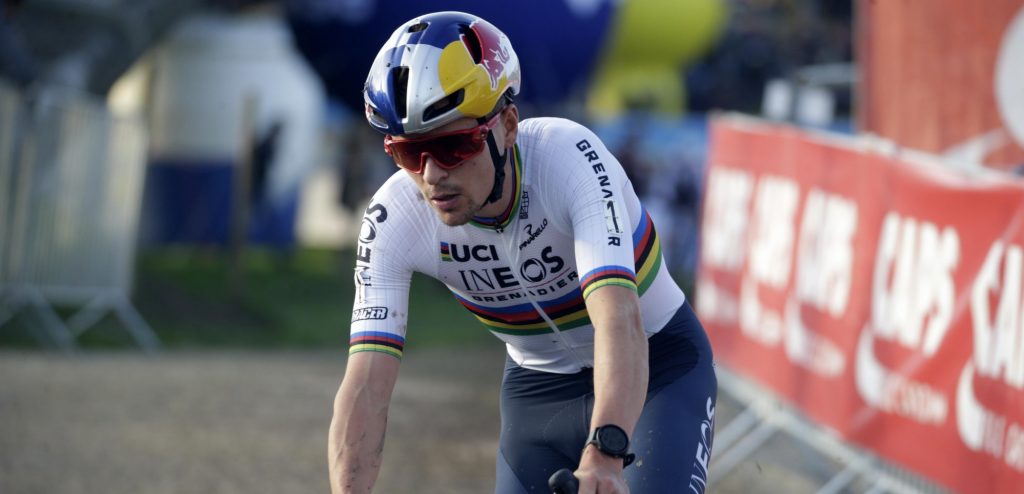 Tom Pidcock verdedigt titel niet op het WK veldrijden in Hoogerheide