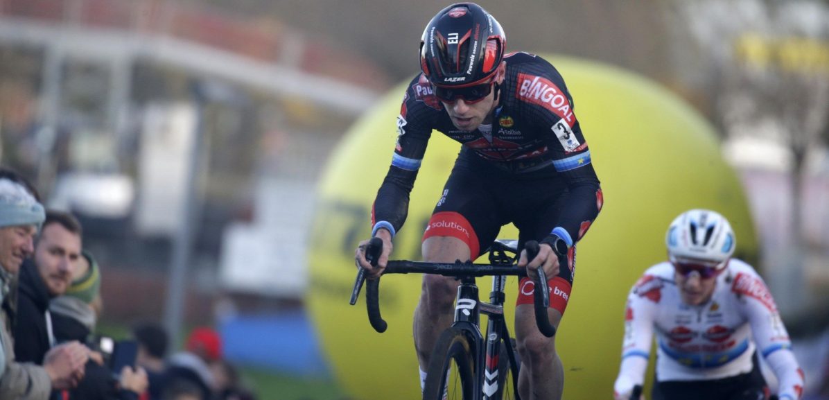 Eli Iserbyt pakt eindelijk weer een podiumplaats: “Geleerd om de pijn te verbijten”