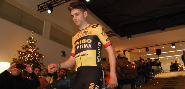 Ploeggenoten lachen met oproep Wout van Aert: “Mij niet bellen”