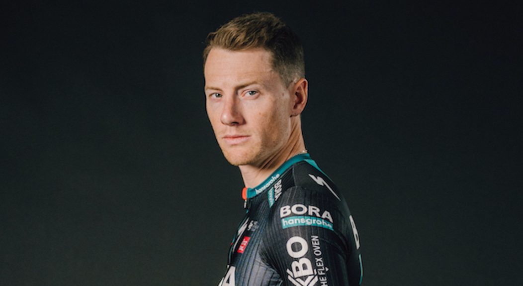 Hongerige Sam Bennett wil frisse start maken in 2023: “Ben voor niemand bang in de Tour”