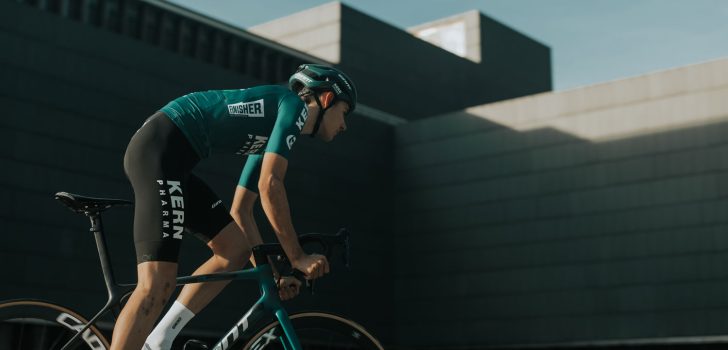 Nauwelijks wijzigingen in tenue Equipo Kern Pharma