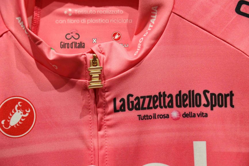 Giro-organisatie onthult roze trui met ‘moderne en digitale stijl’ voor komende editie