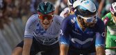Sam Bennett komt tekort voor tweede zege op rij: “Verkeerde timing”