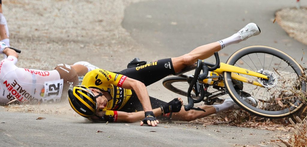 Robert Gesink terug op fiets; blessure lijkt mee te vallen