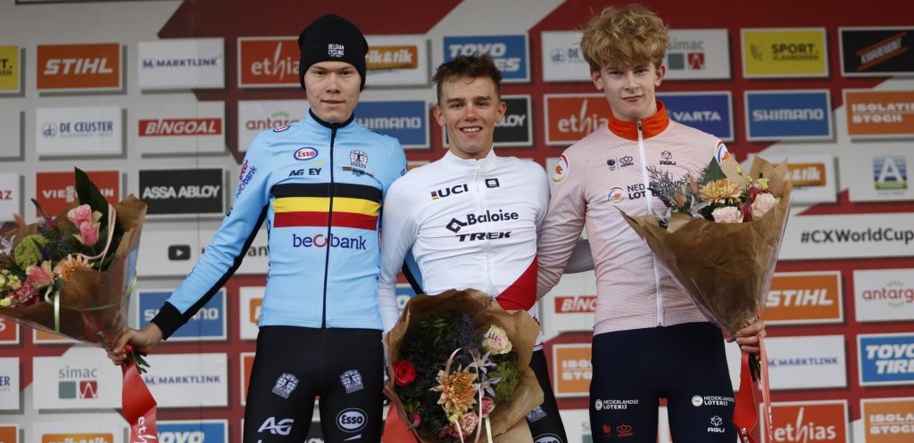 Thibau Nys ongenaakbaar in Zonhoven, drie op drie in U23-Wereldbeker