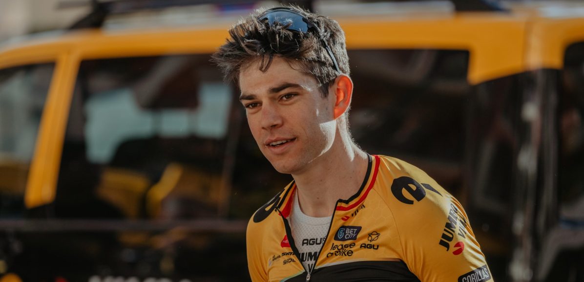 Wout van Aert start vanwege verstoorde voorbereiding niet in Strade Bianche