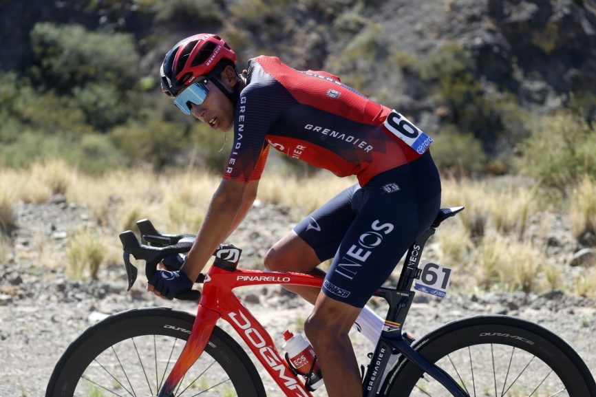 Egan Bernal mist Parijs-Nice, maar ploeg maakt zich geen zorgen